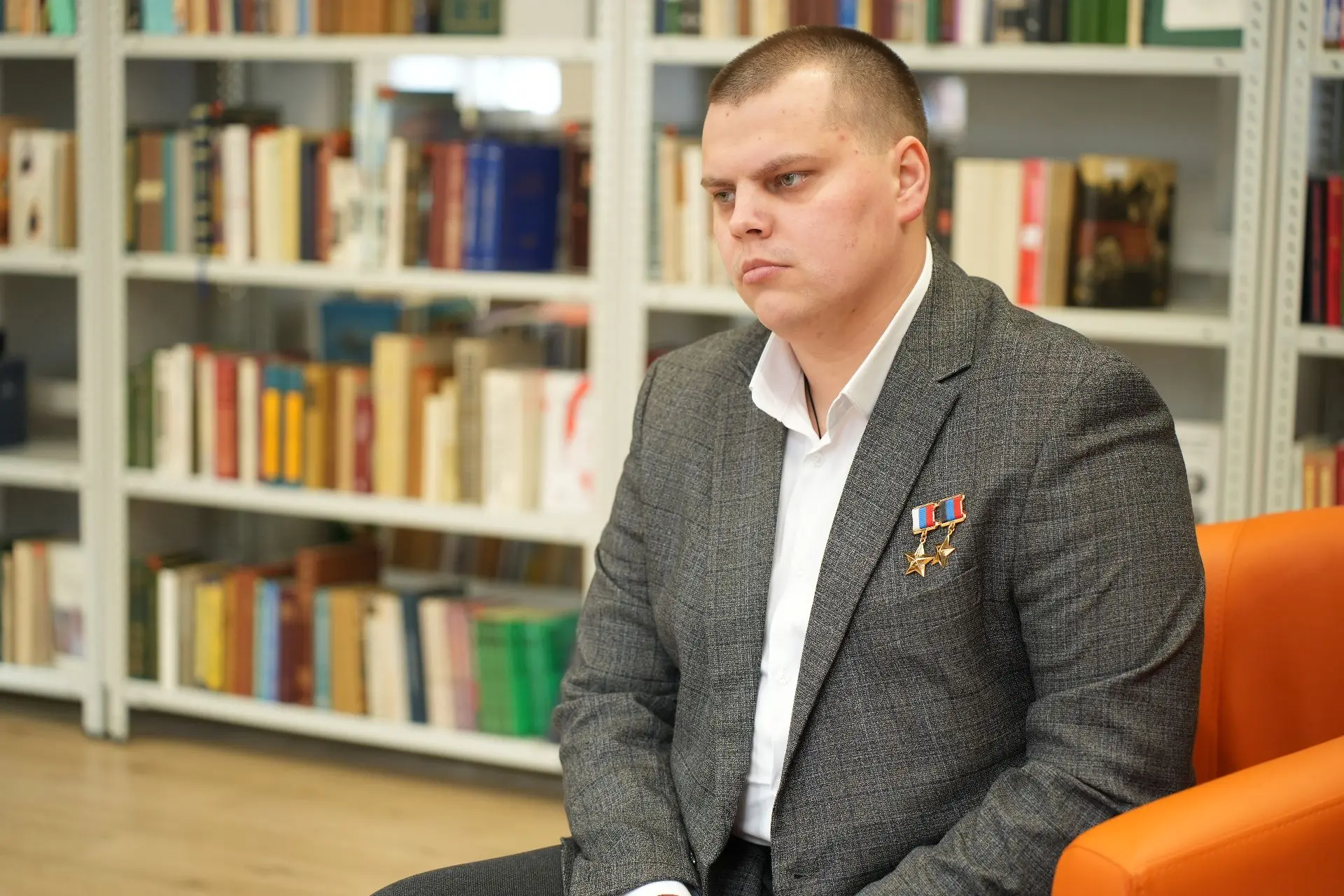 Цикл лекций с Героем России Эдуардом Казымовым стартовал в Центре патриотического воспитания