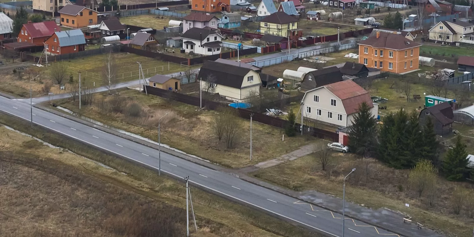 До 2026 года к подмосковным дачным поселкам подведут шесть автомобильных дорог