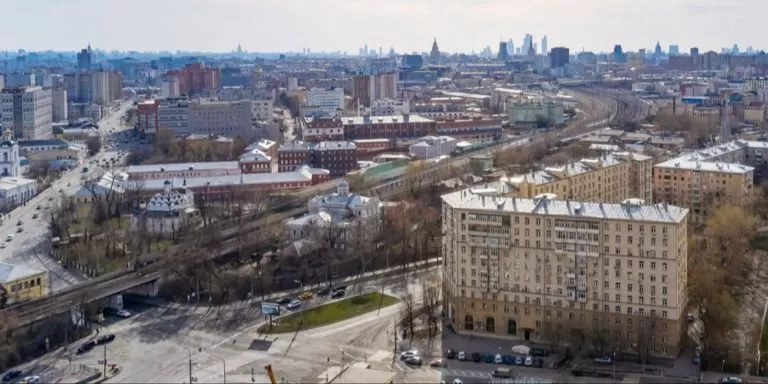 В Москве более 150 улиц названы в честь героев Отечества