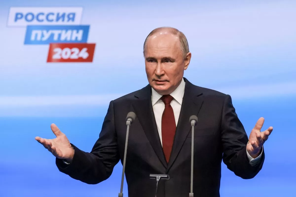 Центризбирком: Итоговая явка на выборах Президента России с учетом ДЭГ составила 77,49%