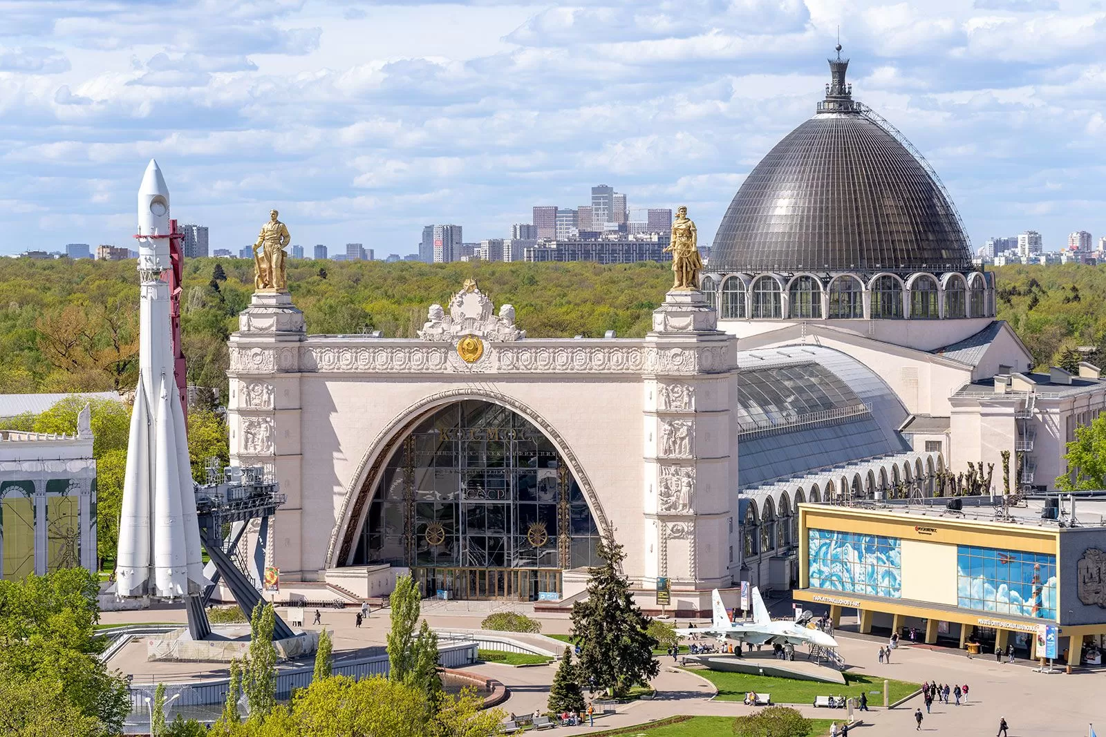 Познакомиться с космосом поближе: самые интересные космические музеи Москвы приглашают горожан
