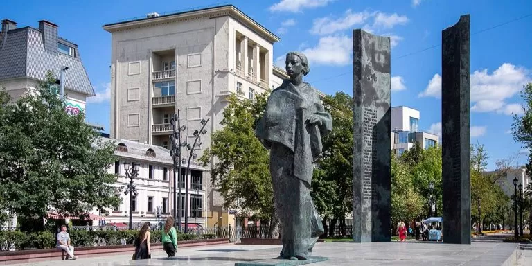 В Петровском парке отреставрируют монументы Жуковскому и Циолковскому