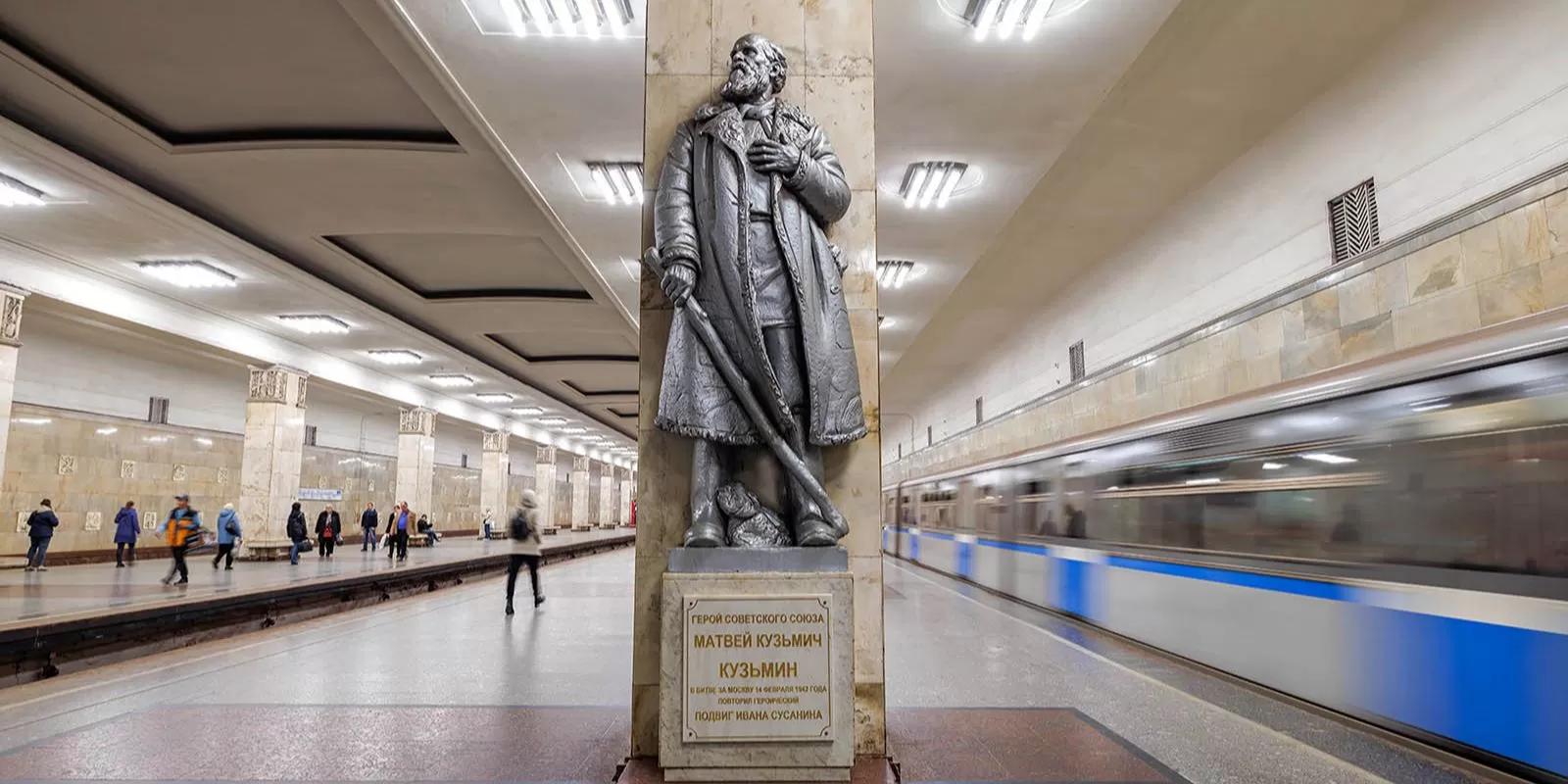 Летчики, санинструкторы, партизаны: в Москве увековечены имена героев Великой Отечественной войны