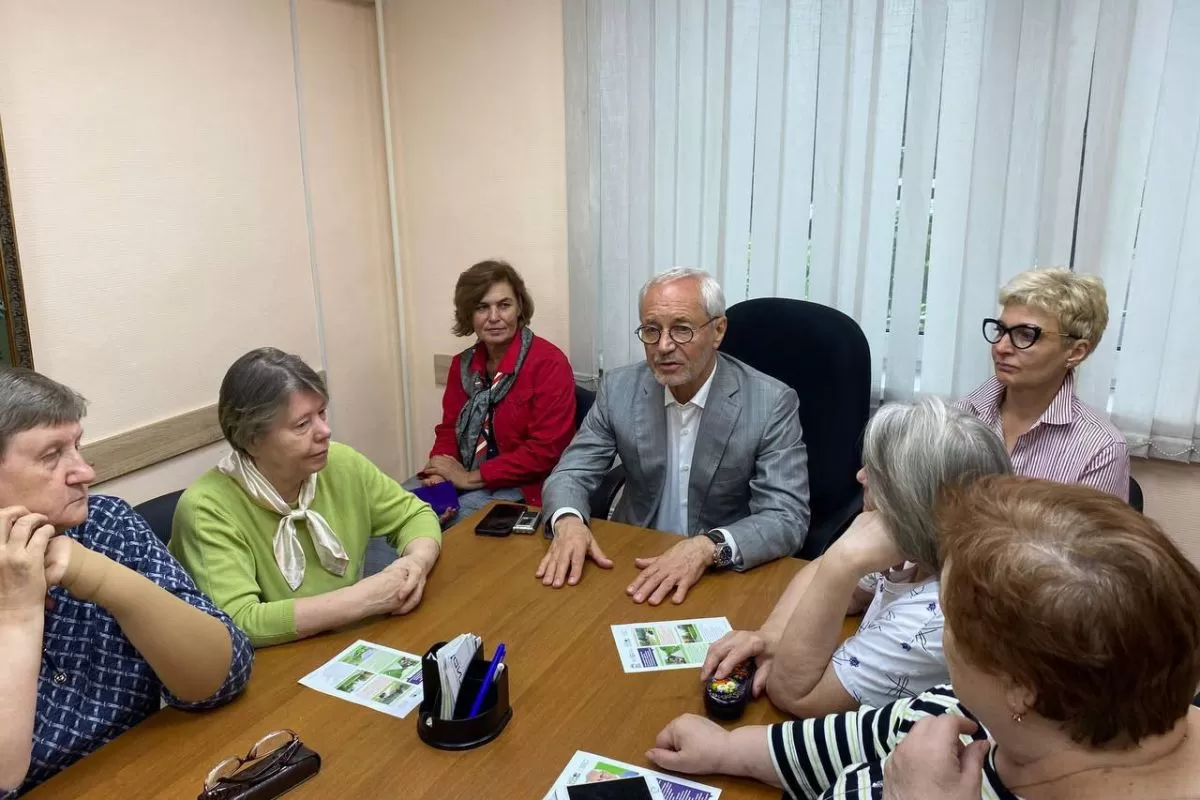 Евгений Герасимов начал сбор подписей за новый сквер в Крылатском