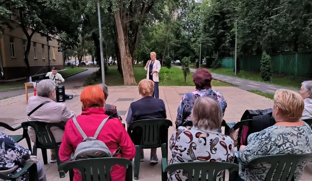 Авимская приняла участие в творческой встрече «Театральная сцена: открытый микрофон Головинского района»