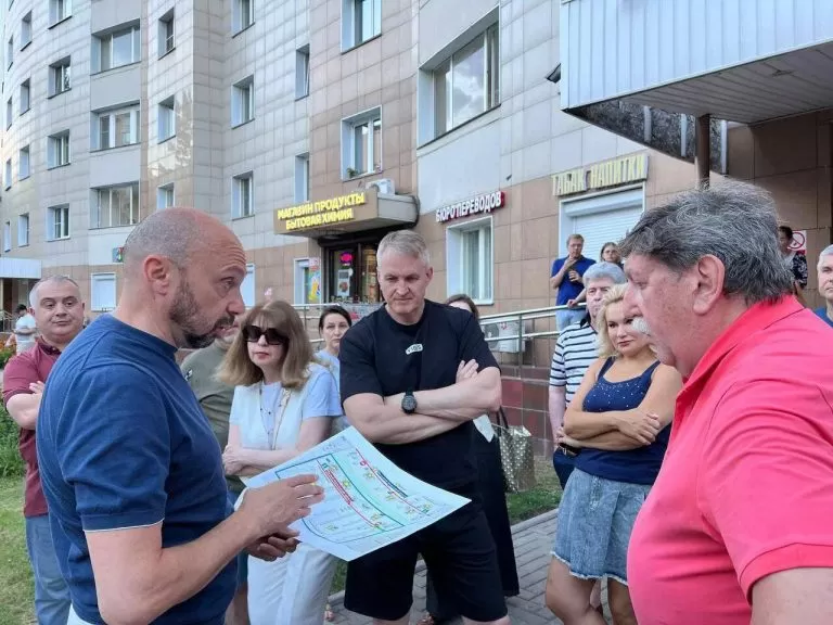 Алексей Кучмин: Жители Чертаново Центрального хотят реорганизовать движение по «малому школьному проезду»
