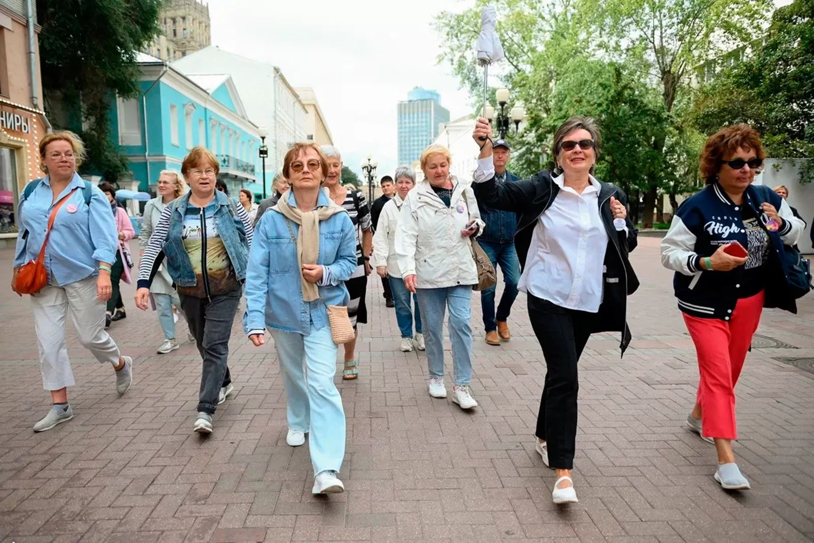 Экскурсионный маршрут по Арбату разработали для участников «Московского долголетия»