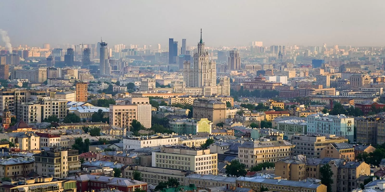 Москва направила специалистов и технику на поддержку Курской области — Собянин