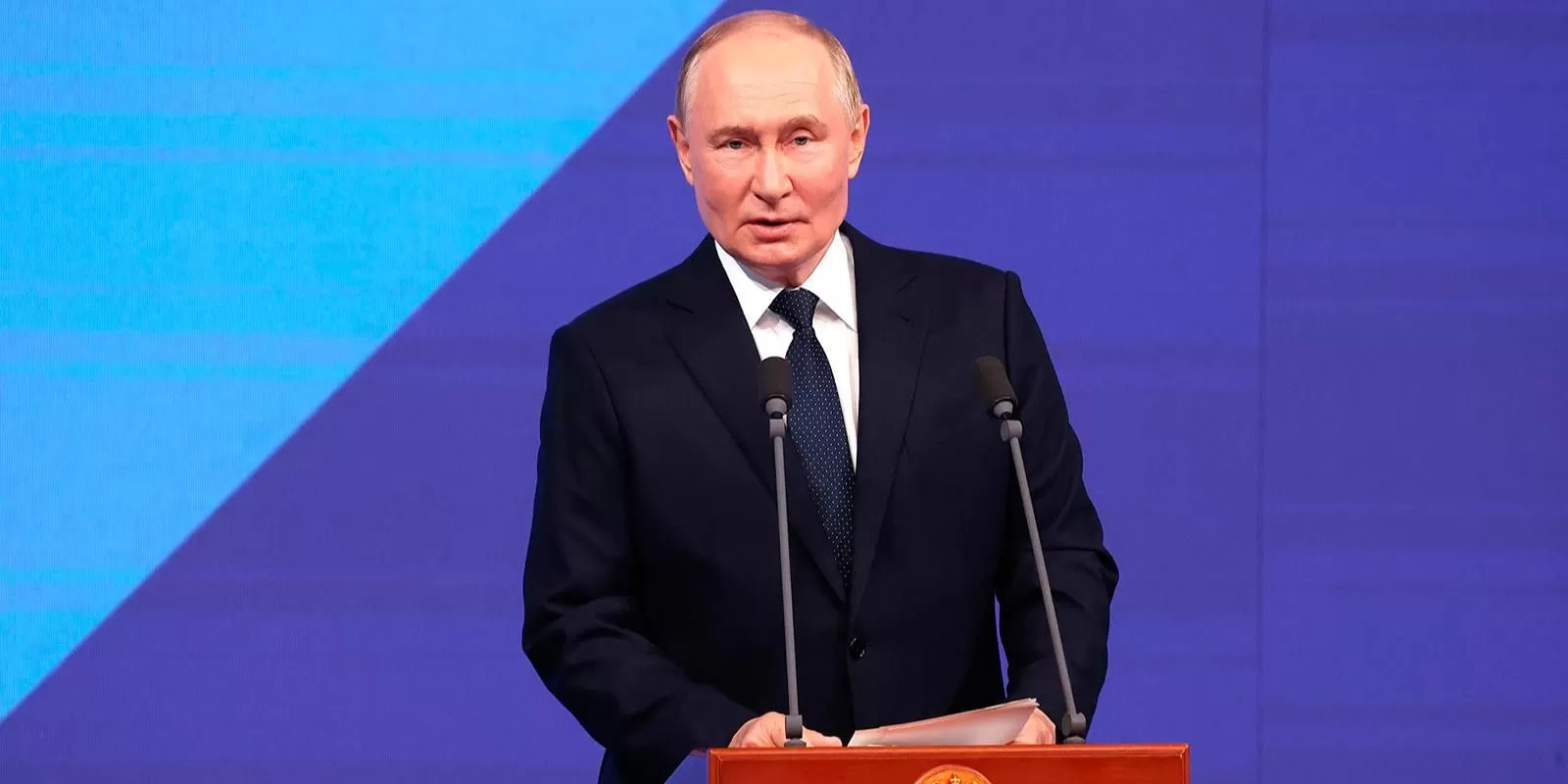 Владимир Путин поздравил москвичей с Днем города