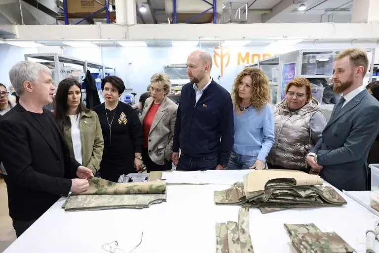 Члены рабочей группы МГД по вопросам СВО посетили предприятие по производству тактической одежды и снаряжения