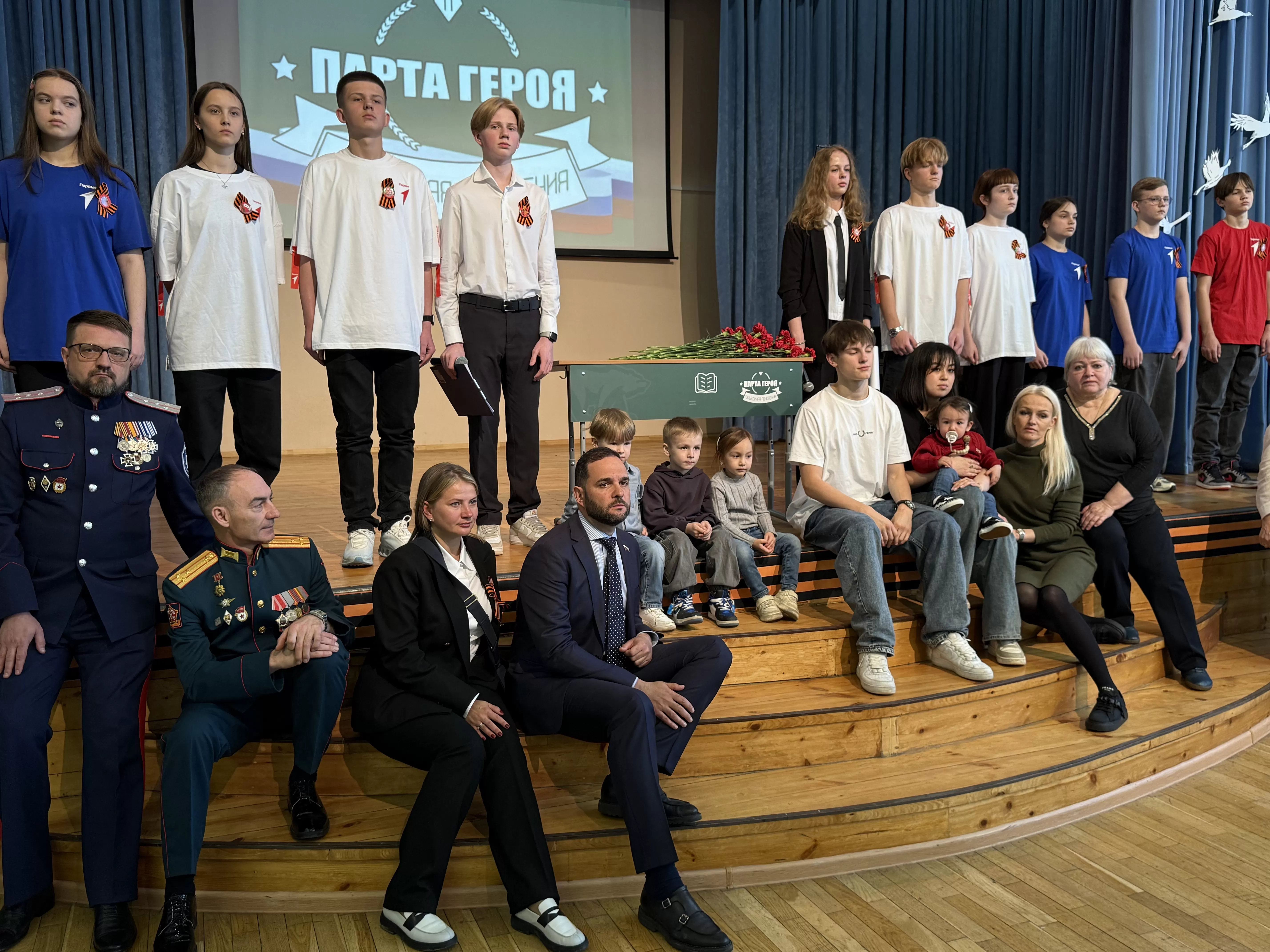 В школе № 1538 при содействии «Единой России» открыли Парту Героя в память об участнике СВО Александре Алексееве