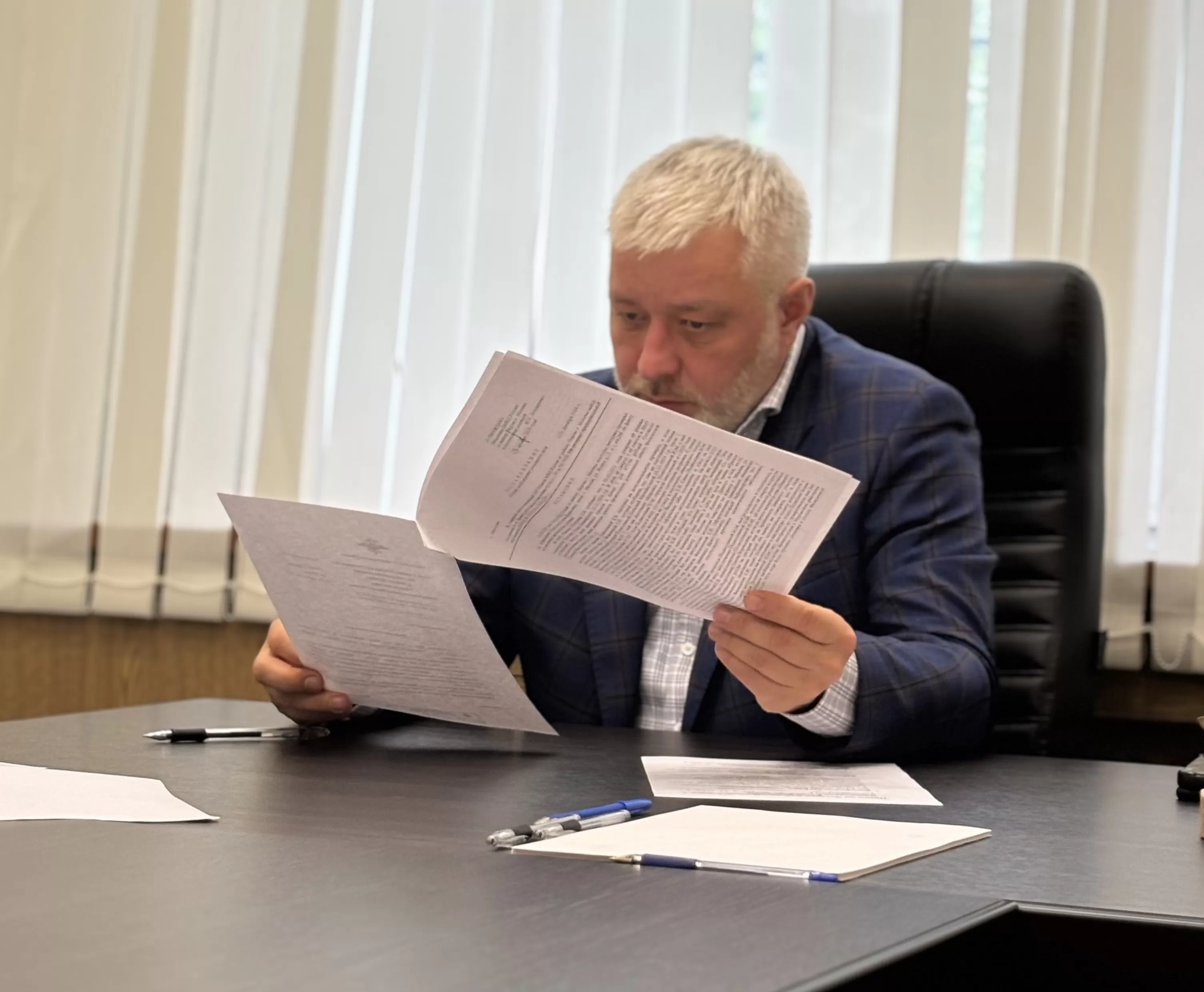 Алексей Лисовенко помог сделать проезжую часть на ул. Коминтерна безопаснее