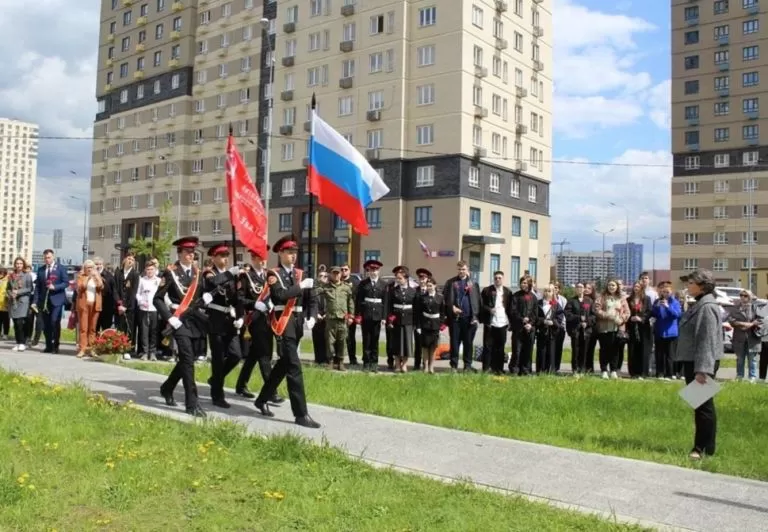 В Некрасовке депутат МГД Майя Булаева провела акции, приуроченные к празднованию 80-летия Победы