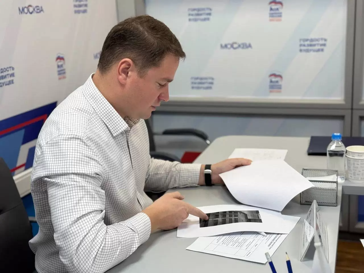 Александр Сапронов помог жителям МКД в решении проблемы с электроснабжением