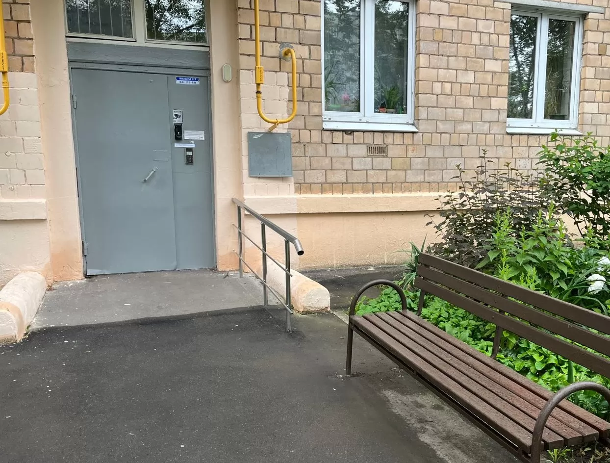 Глава муниципального округа Восточный Наталья Лебедева оказала содействие жителям в решении вопросов благоустройства