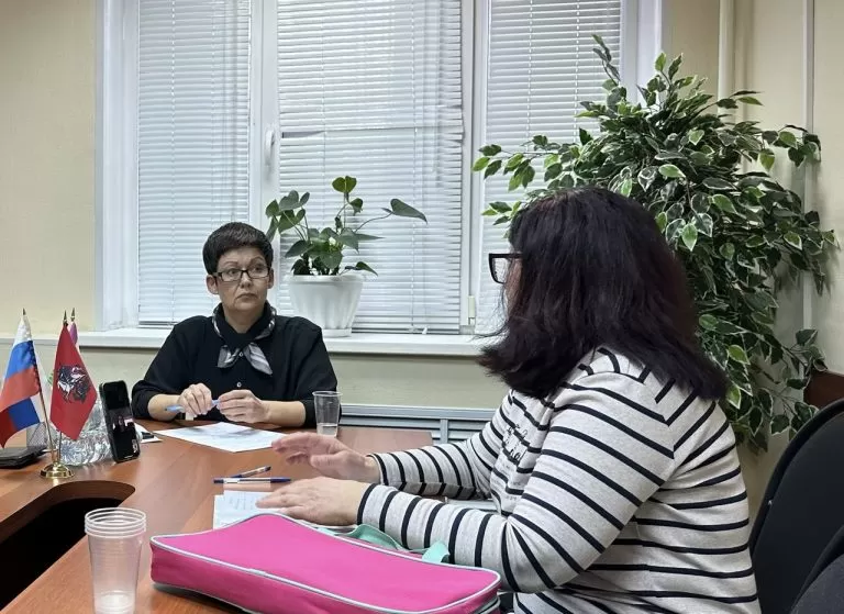Муниципальные депутаты провели юридические консультации для жителей востока Москвы