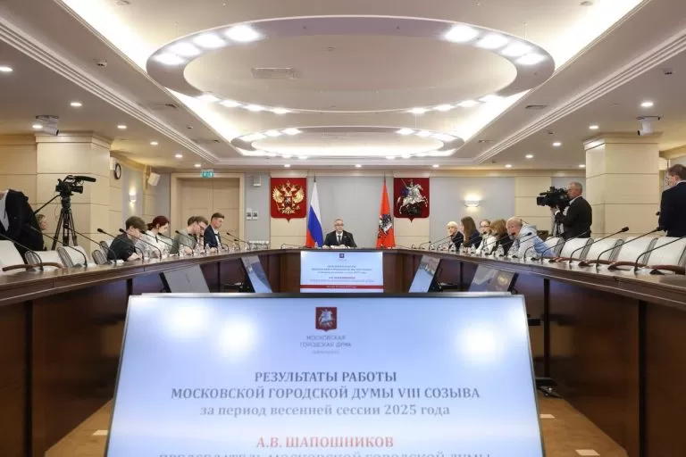 Алексей Шапошников подвел итоги деятельности столичного парламента за период весенней сессии