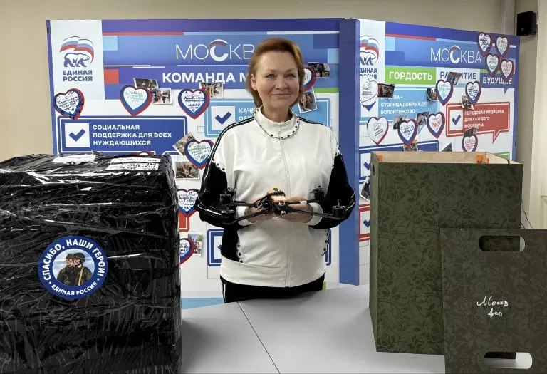 Людмила Стебенкова передала FVP-дроны для бойцов подшефного полка № 1430