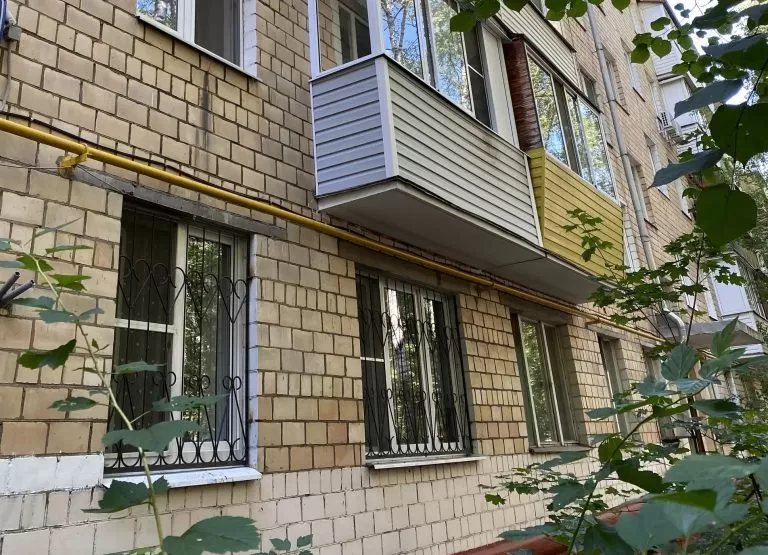 Депутат Сабина Цветкова добилась комплексного ремонта подъездов в МКД на Открытом шоссе