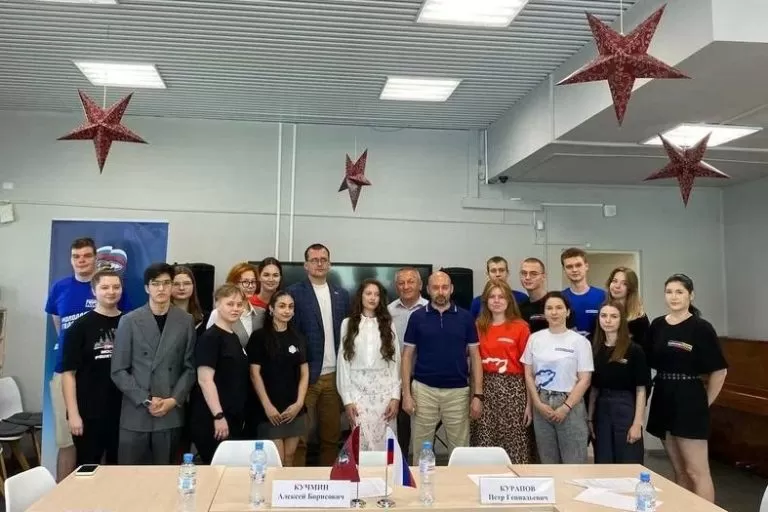 Региональный координатор партпроекта «Выбирай свое» Алексей Кучмин встретился с молодежью ЮАО