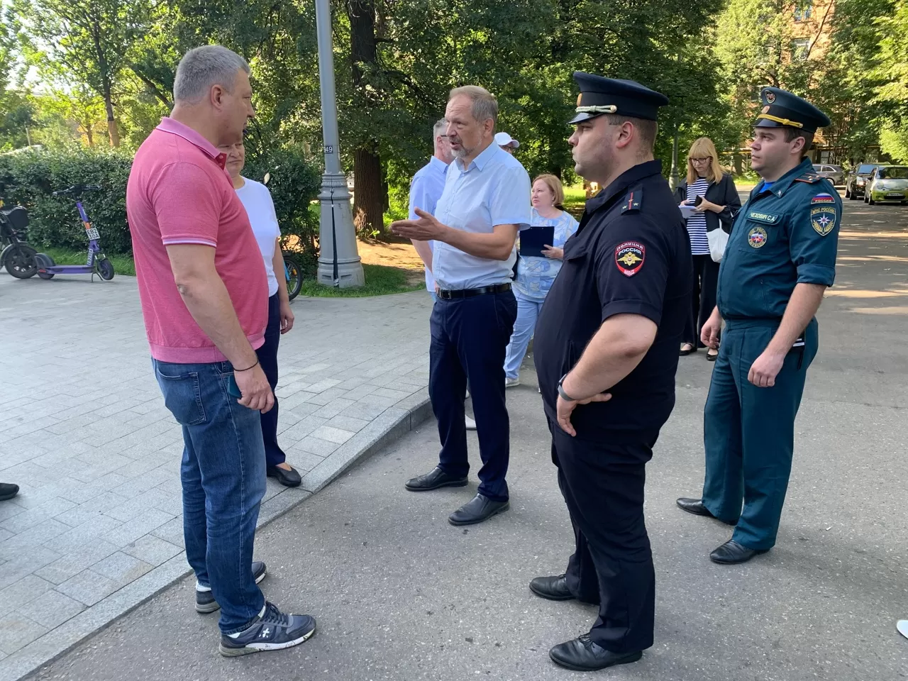 Дороги к школе проверили в Гагаринском районе