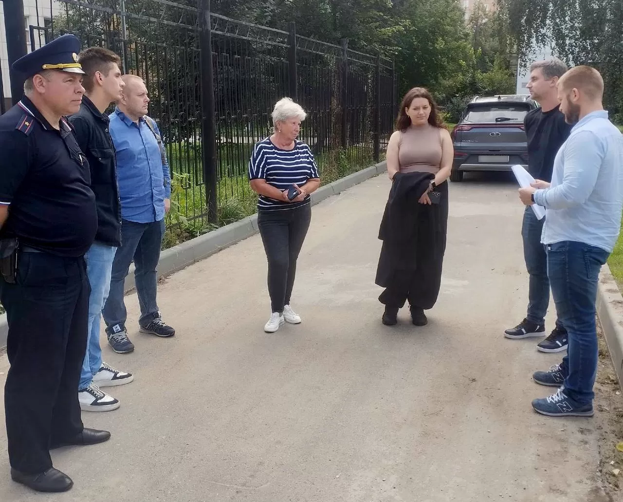 Депутат МГД Надежда Перфилова инициировала установку знаков ограничения скорости у школы в Дмитровском районе