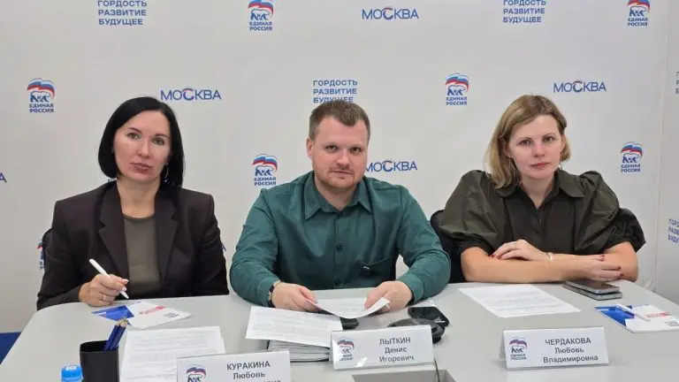 В «Школе муниципального депутата» обсудили форматы работы с обращениями граждан по вопросам соблюдения СанПиНа