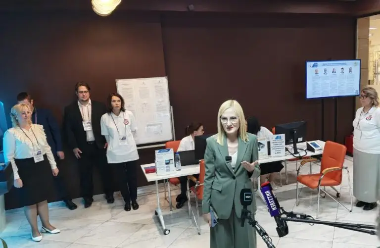 Ирина Яровая посетила московский экстерриториальный участок в «Афимолл Сити»