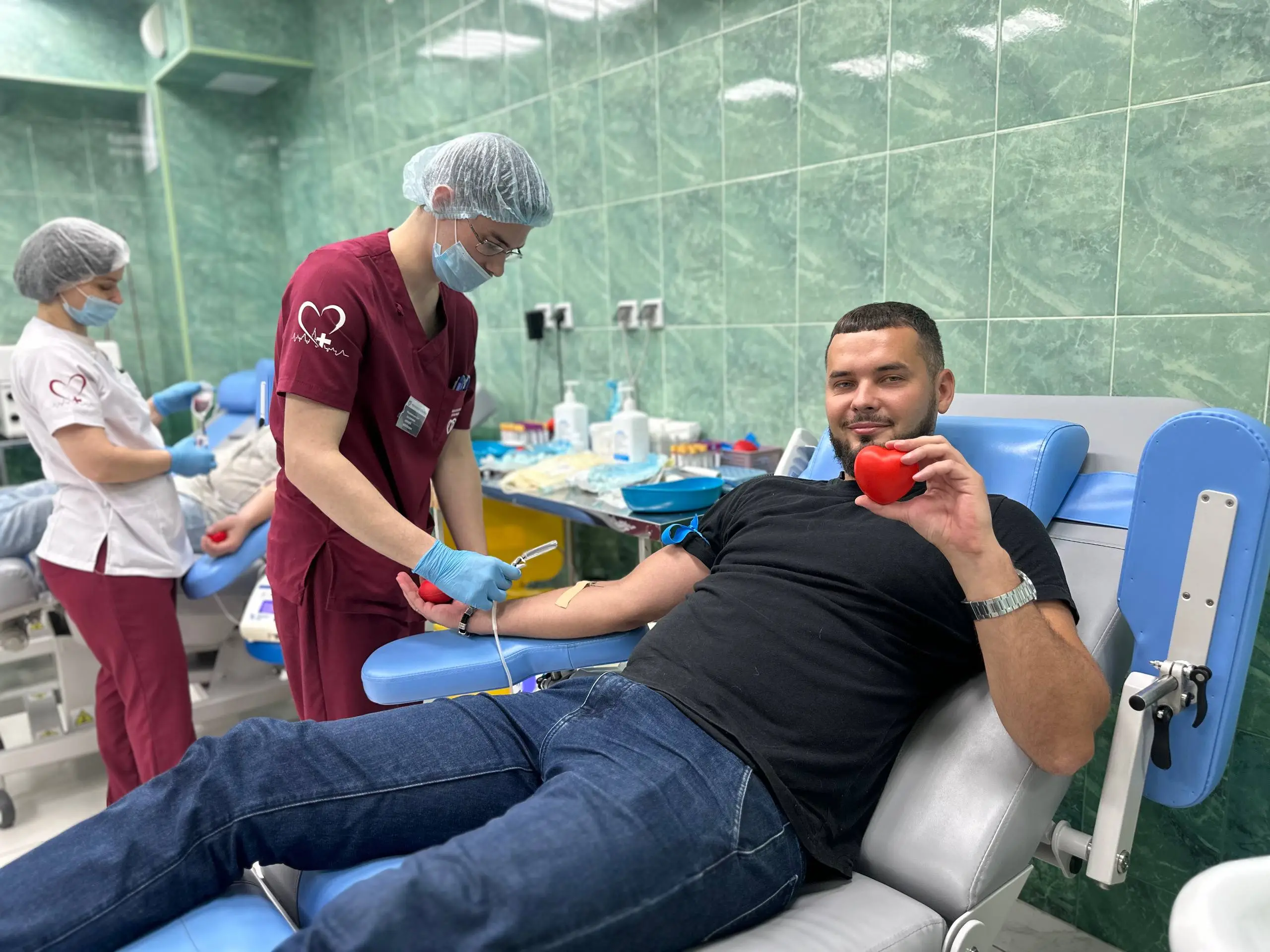 Депутат Госдумы Юлия Дрожжина совместно с Ассоциацией ветеранов СВО Москвы организовала донорскую акцию