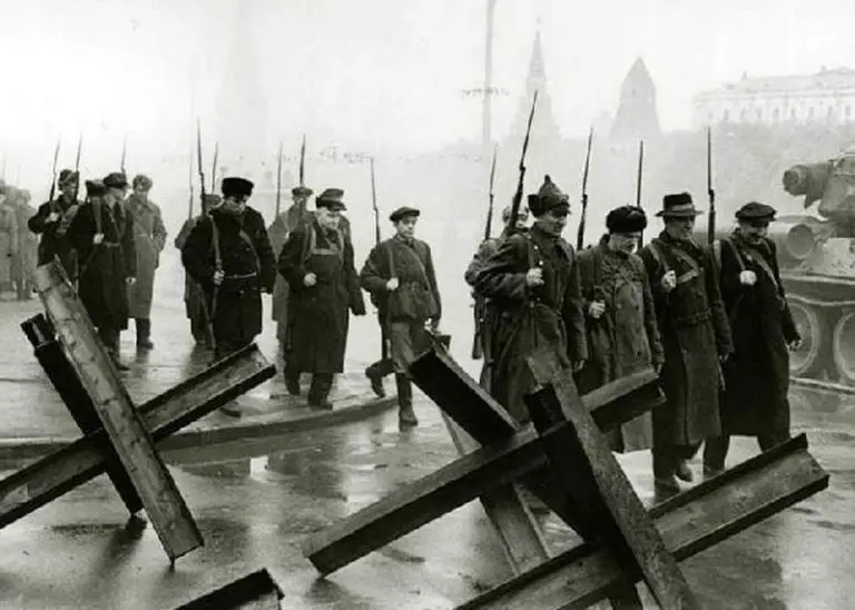 Алексей Шапошников: Уверен, что каждый житель Москвы должен гордиться, что живет в городе славных боевых подвигов