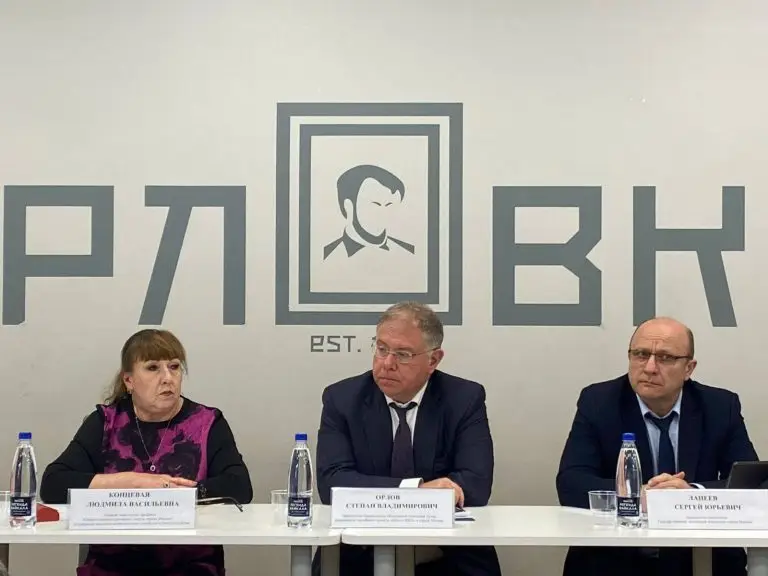 Степан Орлов обсудил с жителями Южного округа Москвы вопросы ЖКХ