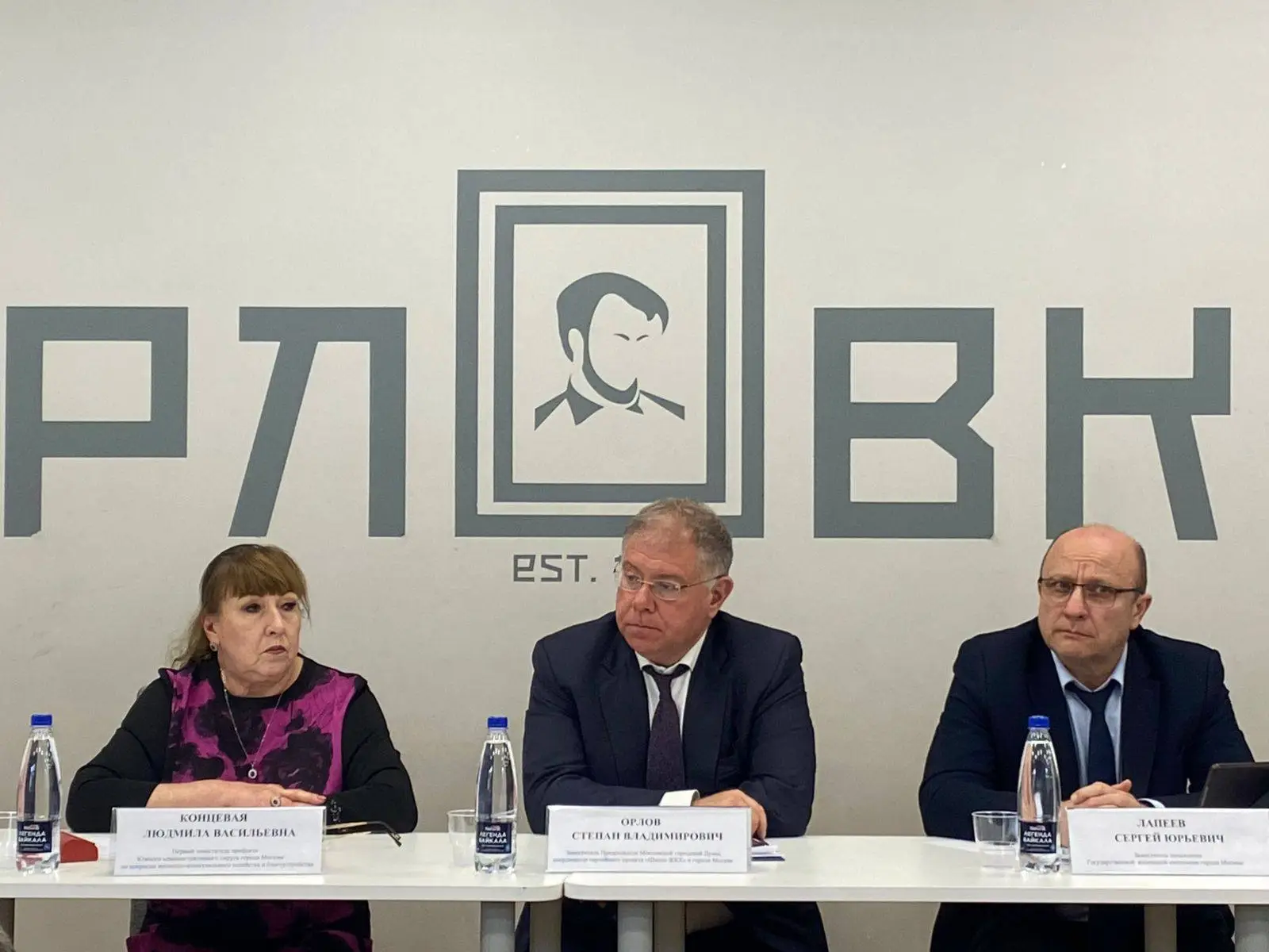 Степан Орлов обсудил с жителями Южного округа Москвы вопросы ЖКХ