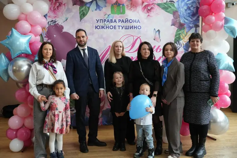 В День матери депутат Госдумы Александр Мажуга встретился с женами и детьми бойцов СВО