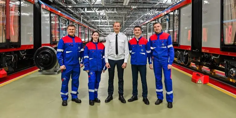 Мэр Москвы поздравил работников транспорта с профессиональным праздником