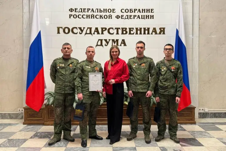 Юлия Дрожжина: Даже в сложных условиях боевых действий бойцы находят время на искусство