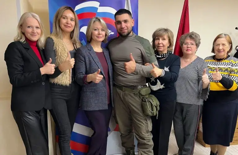 Жители Новогиреева встретились с ветераном СВО