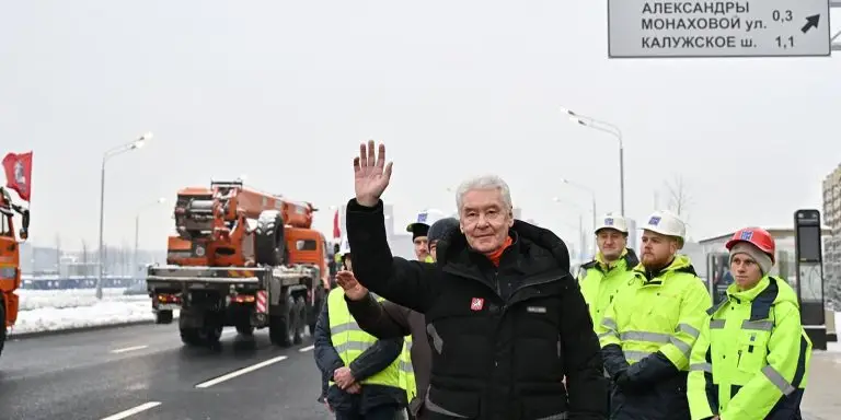 Сергей Собянин открыл дублер Калужского шоссе в Коммунарке