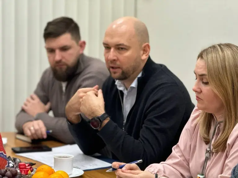 В районе Люблино депутаты организовали встречу с женами участников специальной военной операции