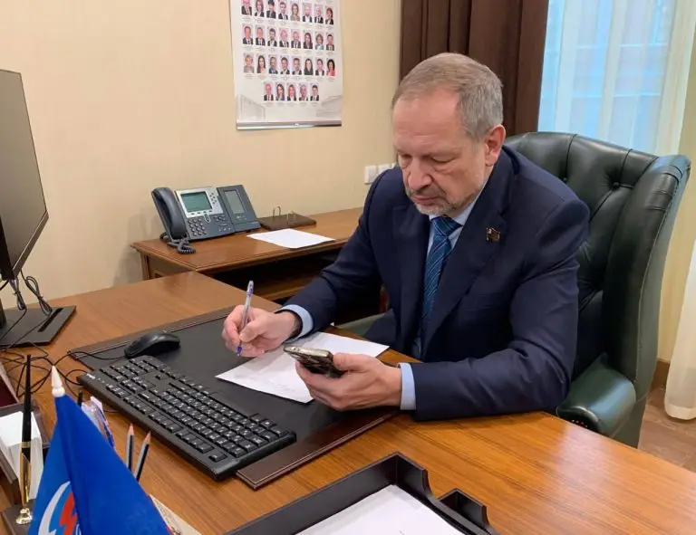 От слов к делу: Москвичка поблагодарила депутата Мосгордумы Анатолия Петруковича за решенный вопрос