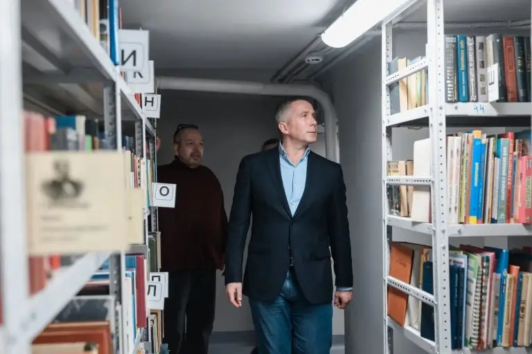 Журналист Олег Леонов посетил открытие выставки «Коллективы и история учреждений культуры Арбата»