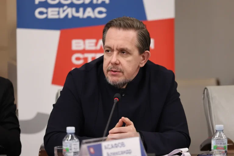 Член Общественной палаты РФ Александр Асафов обсудил с экспертами развитие электротранспорта в Москве