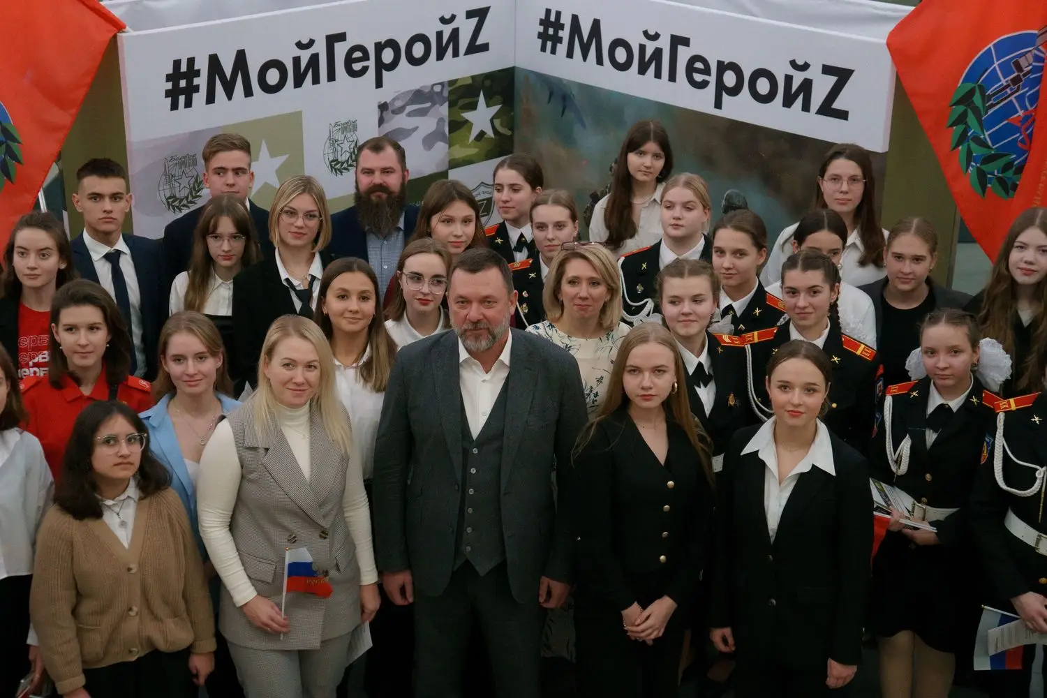 Дмитрий Саблин и «Боевое Братство» запустили в Москве онлайн-конкурс для школьников «Мой герой Z»