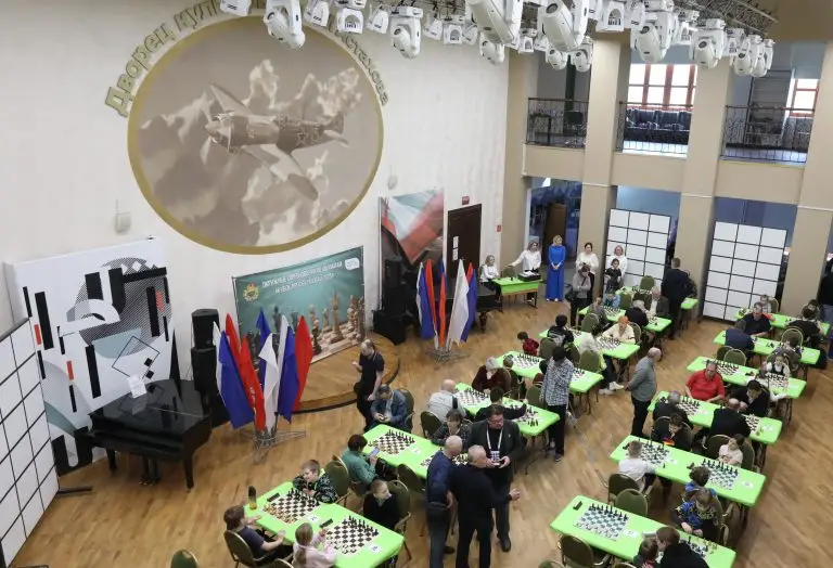 Депутат Госдумы Петр Толстой поддержал проведение шахматного турнира в ЮВАО