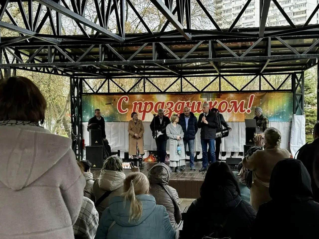 Музыкальный концерт ко Дню космонавтики состоялся в районе Зябликово