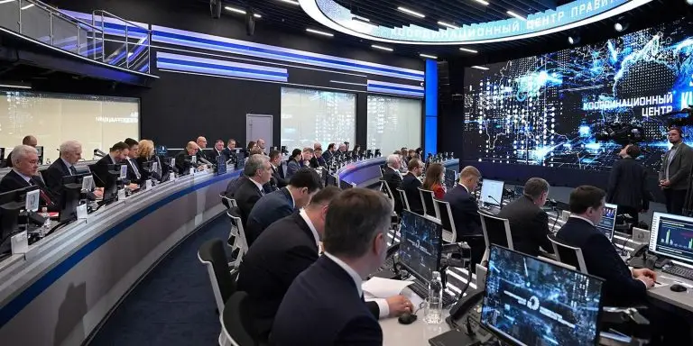 Сергей Собянин принял участие в стратсессии по обеспечению экономики кадрами