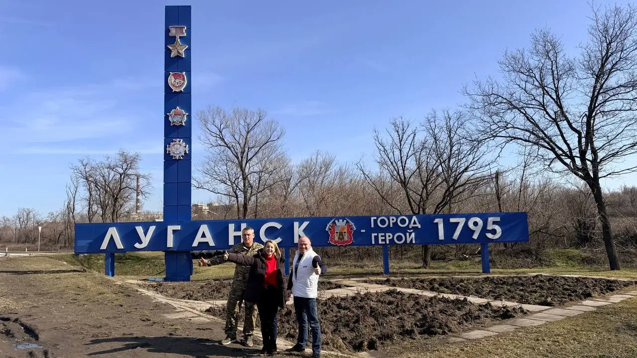 Депутат МГД Ирина Слуцкая доставила гуманитарную помощь бойцам в Донецк и Луганск