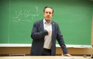 Член Общественной палаты РФ Александр Асафов: школы Москвы — лидеры по включению онлайн-сервисов в учебный процесс