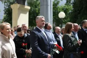 Монумент Герою Социалистического Труда Юрию Максареву открыли в Москве на Бережковской набережной