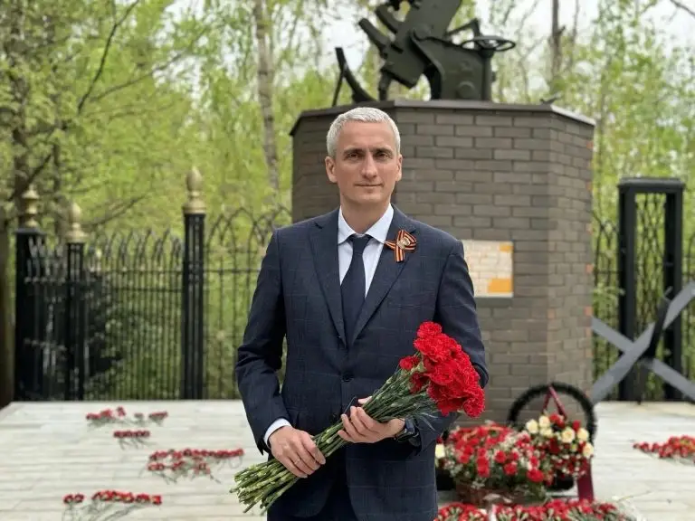 Евгений Нифантьев принял участие в мемориальной акции ко Дню Победы в районе Орехово-Борисово Северное