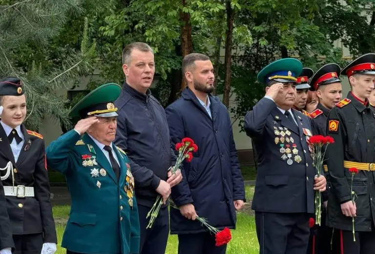 В Бабушкинском районе почтили память героев-пограничников